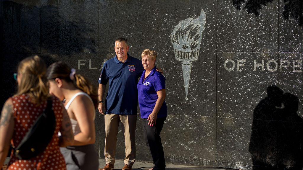 Dennis Walker, Linda Hagemann